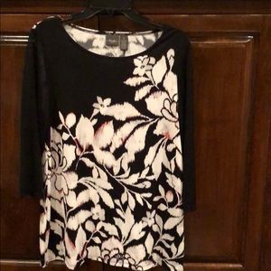 Chico’s travelers tunic with sheer sleeves